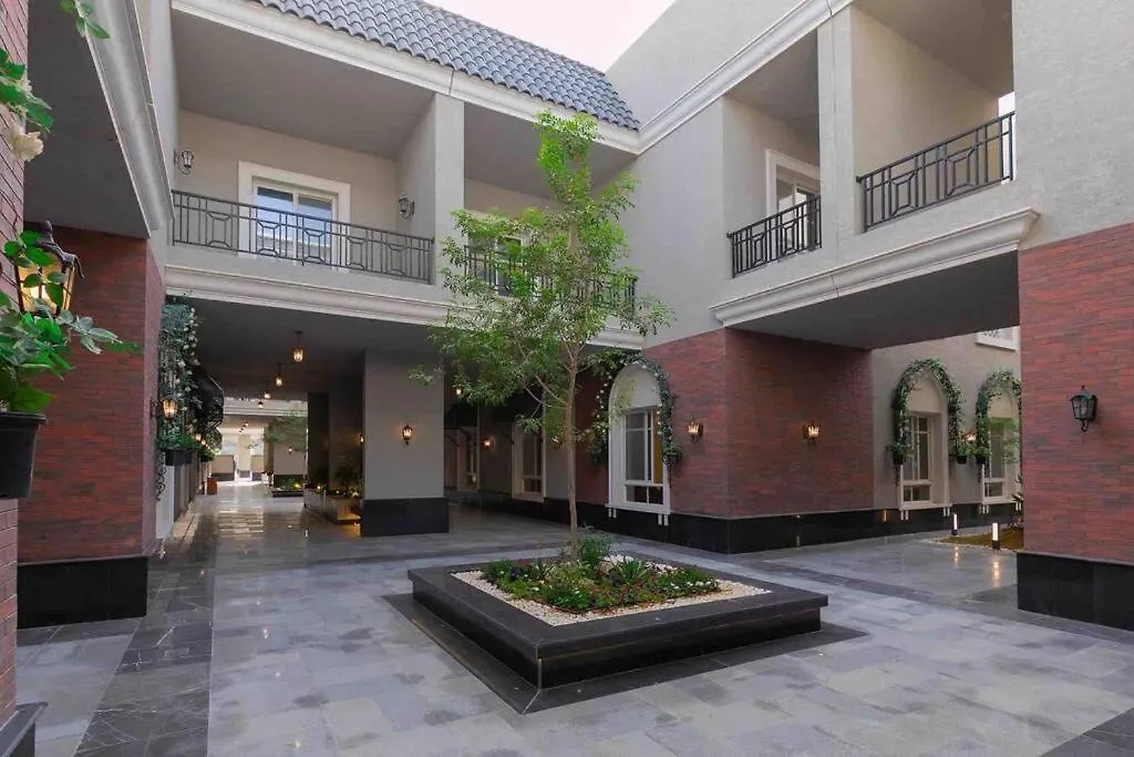 Modern 3Br Retreat I Gym, Balcony & Prime Location Apartment Riyadh 0*,